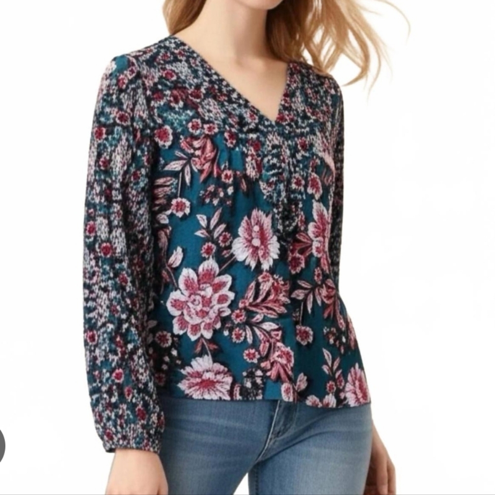 NWT Band Of The Free Floral V-Neck Blouse - Teal and Pink